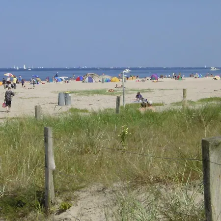 Strandhaus Meerblick Vakantiehuis Lübeck